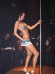 Topless tanečnice
